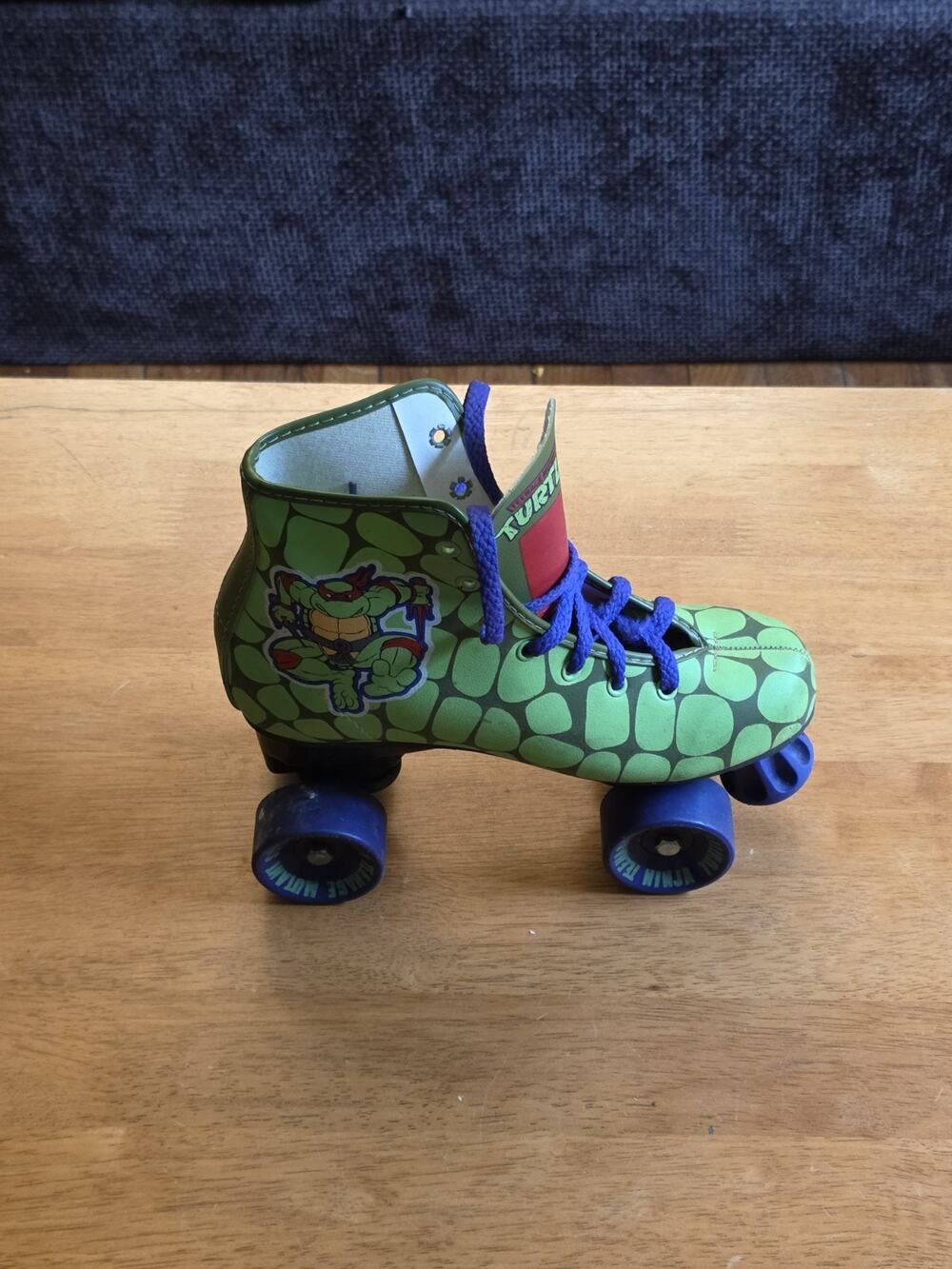 VTG 1990 Roller Skates TMNT Teenage Mutant Ninja Turtles Mirage Studios Size 3